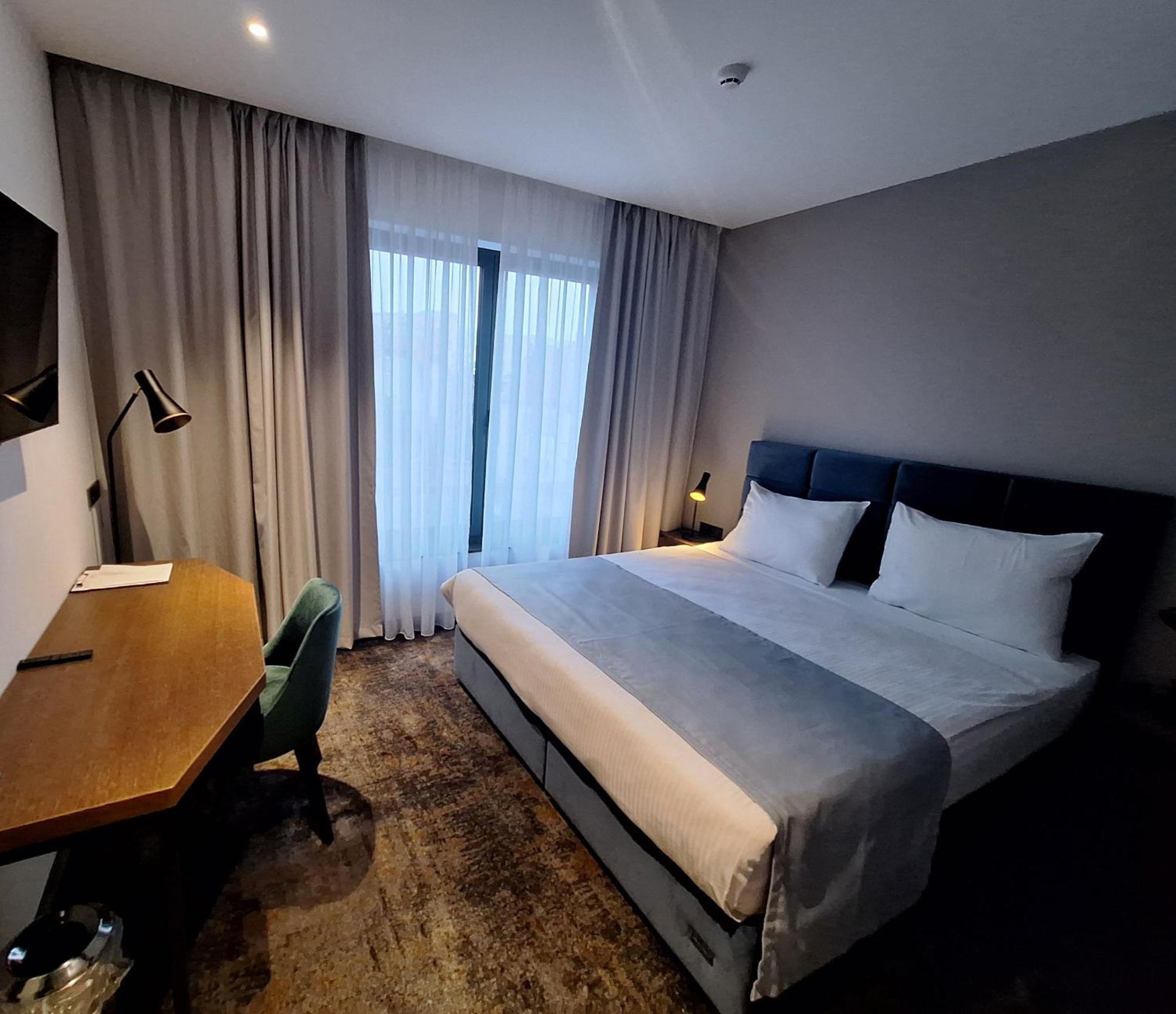 Hotel Inova à Zagreb Extérieur photo