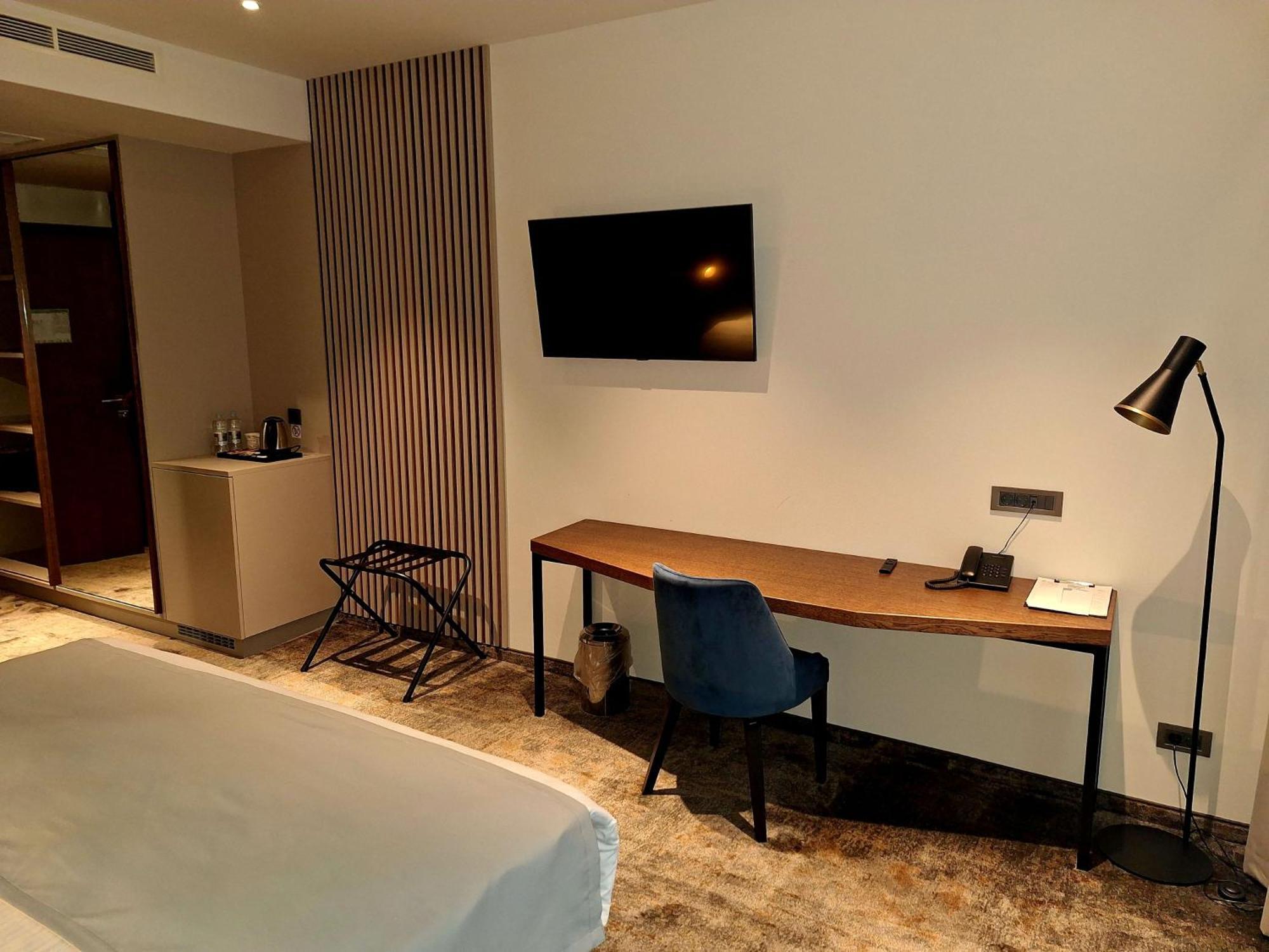 Hotel Inova à Zagreb Extérieur photo