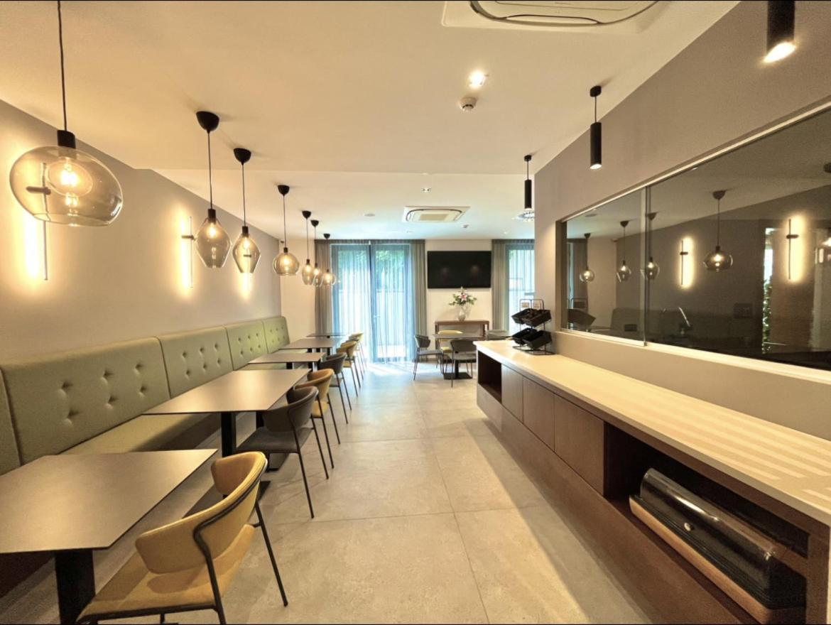 Hotel Inova à Zagreb Extérieur photo