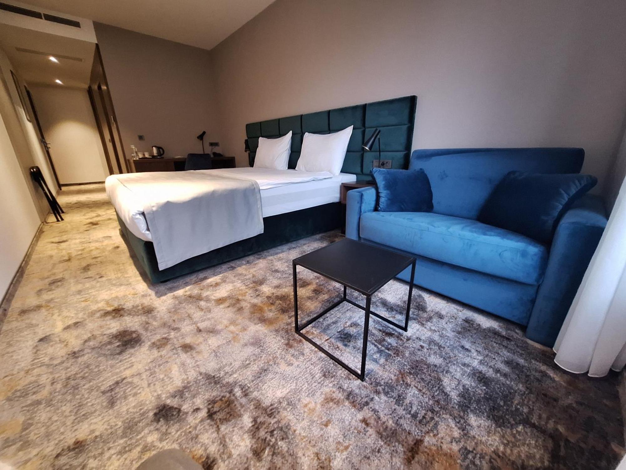 Hotel Inova à Zagreb Extérieur photo